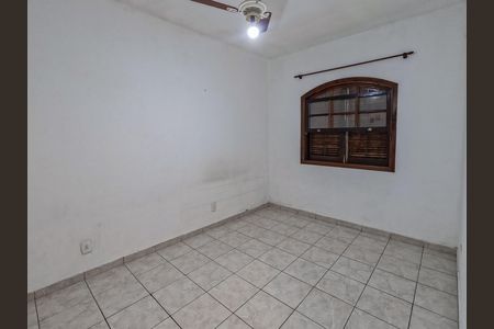 Casa para alugar com 60m², 1 quarto e 1 vaga