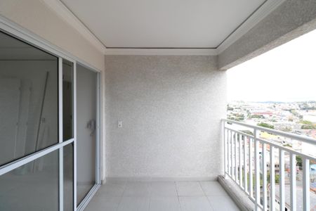 Apartamento à venda com 43m², 2 quartos e 1 vaga Apartamento à venda com 43m², 2 quartos e 1 vagaVaranda e Área de Serviço