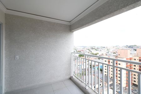 Apartamento à venda com 43m², 2 quartos e 1 vaga Apartamento à venda com 43m², 2 quartos e 1 vagaVaranda e Área de Serviço