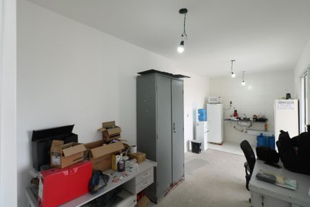 Apartamento à venda com 44m², 2 quartos e 1 vaga Apartamento à venda com 44m², 2 quartos e 1 vagaSala