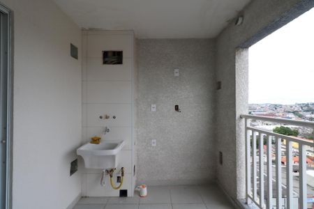 Apartamento à venda com 44m², 2 quartos e 1 vaga Apartamento à venda com 44m², 2 quartos e 1 vagaVaranda e Área de Serviço