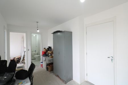 Apartamento à venda com 44m², 2 quartos e 1 vaga Apartamento à venda com 44m², 2 quartos e 1 vagaSala