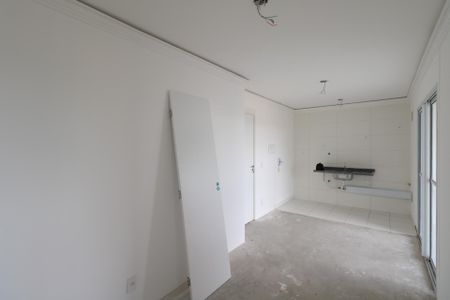Apartamento à venda com 44m², 2 quartos e 1 vaga Apartamento à venda com 44m², 2 quartos e 1 vagaSala e Cozinha
