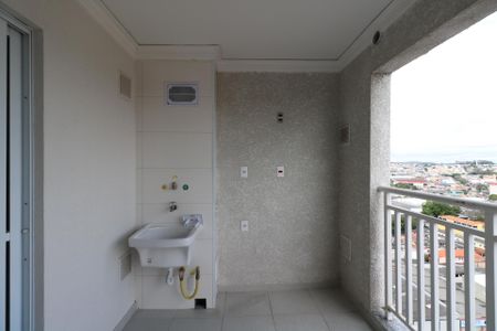 Apartamento à venda com 44m², 2 quartos e 1 vaga Apartamento à venda com 44m², 2 quartos e 1 vagaVaranda e Área de Serviço