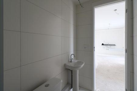 Banheiro de apartamento à venda com 2 quartos, 44m² em Conceição, Diadema