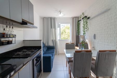Sala - Cozinha de apartamento para alugar com 2 quartos, 32m² em Jardim Celeste, São Paulo