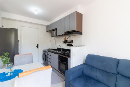 Sala - Cozinha de apartamento para alugar com 2 quartos, 32m² em Jardim Celeste, São Paulo