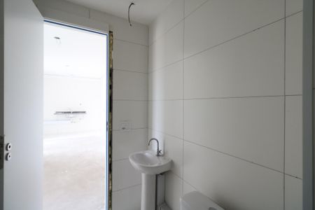 Apartamento à venda com 44m², 2 quartos e 1 vaga Apartamento à venda com 44m², 2 quartos e 1 vagaBanheiro