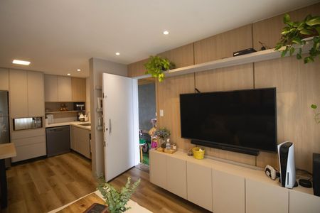 Sala de casa à venda com 2 quartos, 178m² em Vila Pedra Branca, São Paulo