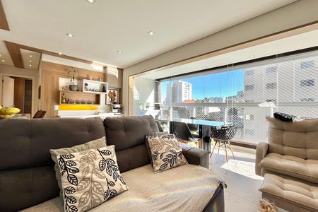 Apartamento à venda com 68m², 2 quartos e 1 vaga Apartamento à venda com 68m², 2 quartos e 1 vagaSala