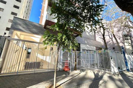 Apartamento à venda com 68m², 2 quartos e 1 vaga Apartamento à venda com 68m², 2 quartos e 1 vagaFachada