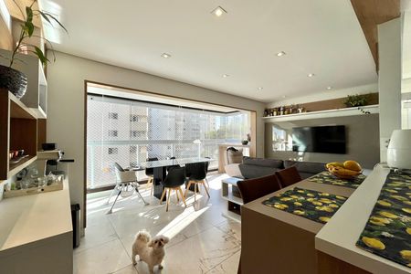 Apartamento à venda com 68m², 2 quartos e 1 vaga Apartamento à venda com 68m², 2 quartos e 1 vagaSala