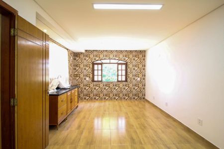 Cozinha de casa para alugar com 3 quartos, 140m² em Balneário São Francisco, Diadema