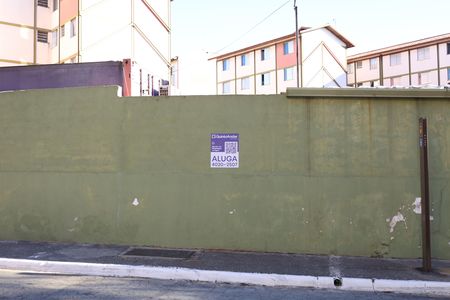 Apartamento para alugar com 50m², 2 quartos e 1 vagaPlaca GRANDE instalada na fachada do condomínio, dia 17/07/2026 - Código da placa: SWRM-1599