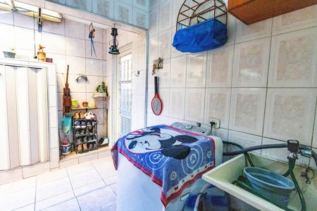 Casa para alugar com 126m², 2 quartos e 2 vagas Casa para alugar com 126m², 2 quartos e 2 vagasÁrea de serviço