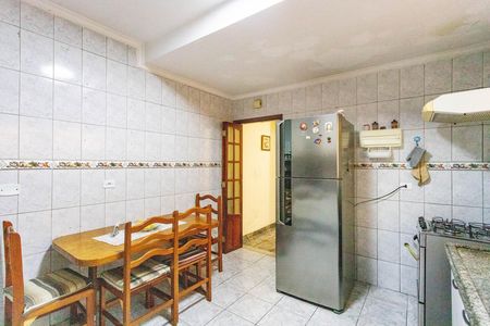 Casa para alugar com 126m², 2 quartos e 2 vagas Casa para alugar com 126m², 2 quartos e 2 vagasCozinha