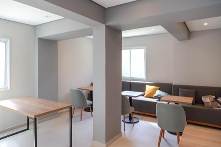 Apartamento para alugar com 39m², 2 quartos e 1 vagaÁrea comum - Salão de festas