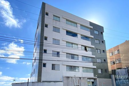 Apartamento à venda com 163m², 3 quartos e 3 vagas Apartamento à venda com 163m², 3 quartos e 3 vagasFachada