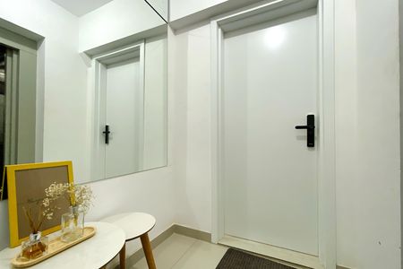 Apartamento à venda com 163m², 3 quartos e 3 vagas Apartamento à venda com 163m², 3 quartos e 3 vagasHall de Entrada