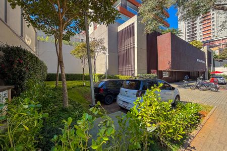 fachada do predio de apartamento para alugar com 2 quartos, 117m² em Pinheiros, São Paulo