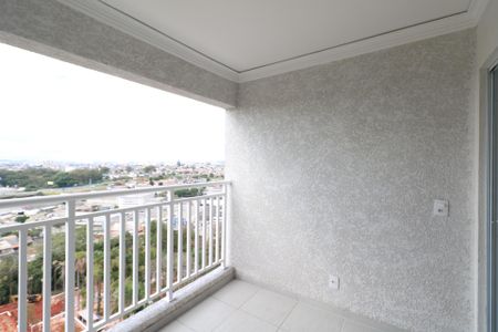 Apartamento à venda com 44m², 2 quartos e 1 vaga Apartamento à venda com 44m², 2 quartos e 1 vagaVaranda e Área de Serviço