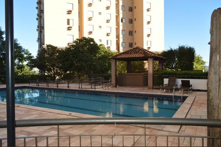 Apartamento para alugar com 68m², 2 quartos e 1 vagaÁrea comum - Piscina