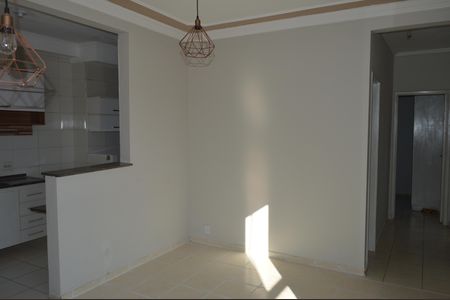 Apartamento para alugar com 68m², 2 quartos e 1 vagaSala