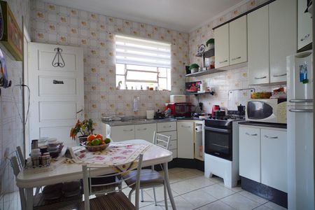 Cozinha de apartamento à venda com 2 quartos, 80m² em Medianeira, Porto Alegre