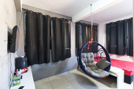 Casa para alugar com 2 quartos, 100m² em Vila Ayrosa, São Paulo