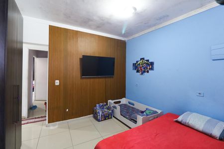 Casa para alugar com 2 quartos, 100m² em Vila Ayrosa, São Paulo