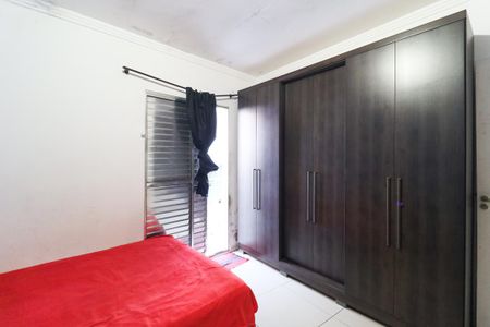 Casa para alugar com 2 quartos, 100m² em Vila Ayrosa, São Paulo