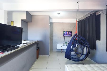 Casa para alugar com 2 quartos, 100m² em Vila Ayrosa, São Paulo