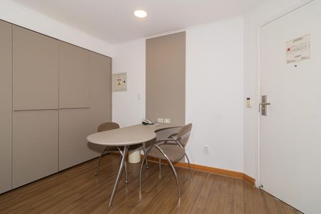Cozinha de kitnet/studio à venda com 1 quarto, 35m² em Vila Uberabinha, São Paulo