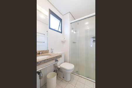 Banheiro de kitnet/studio à venda com 1 quarto, 35m² em Vila Uberabinha, São Paulo