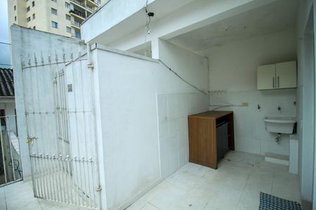 Casa para alugar com 40m², 1 quarto e 1 vaga