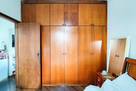 Quarto de apartamento à venda com 1 quarto, 40m² em Floresta, Belo Horizonte