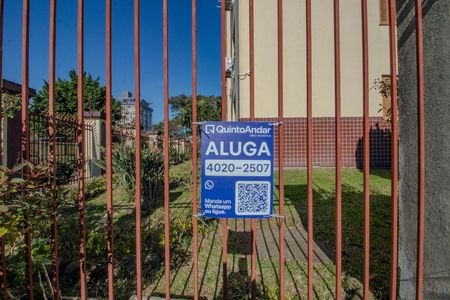 Plaquinha de apartamento para alugar com 3 quartos, 74m² em Sarandi, Porto Alegre
