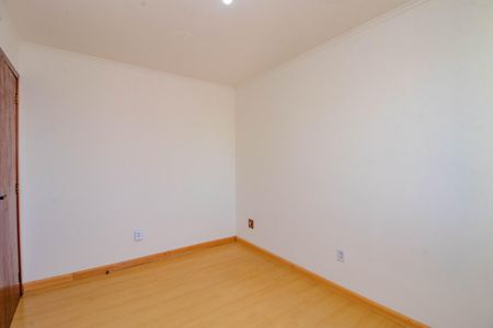 Quarto 2 de apartamento para alugar com 3 quartos, 74m² em Sarandi, Porto Alegre