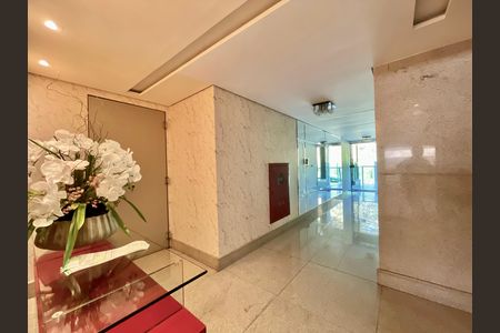 Apartamento à venda com 73m², 3 quartos e 2 vagas