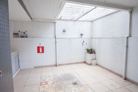 Apartamento à venda com 290m², 3 quartos e 3 vagas Apartamento à venda com 290m², 3 quartos e 3 vagasÁrea de Serviço