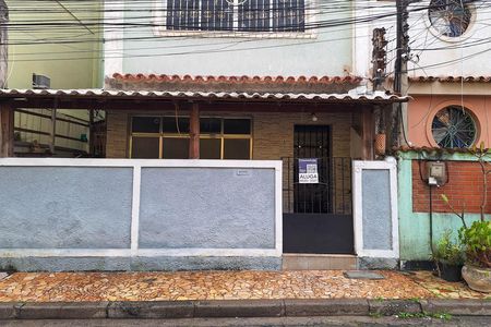 Apartamento para alugar com 188m², 4 quartos e sem vaga Apartamento para alugar com 188m², 4 quartos e sem vagaFachada