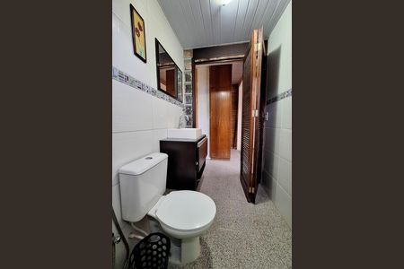 Apartamento para alugar com 188m², 4 quartos e sem vaga Apartamento para alugar com 188m², 4 quartos e sem vagaBanheiro da Suíte 1