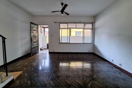 Apartamento para alugar com 188m², 4 quartos e sem vaga Apartamento para alugar com 188m², 4 quartos e sem vagaSala 1