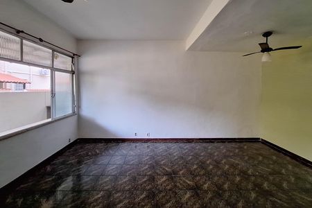 Apartamento para alugar com 188m², 4 quartos e sem vaga Apartamento para alugar com 188m², 4 quartos e sem vagaSala 1