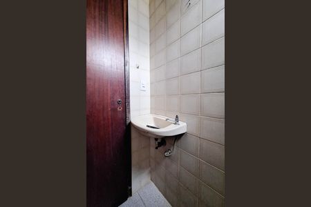 Apartamento para alugar com 188m², 4 quartos e sem vaga Apartamento para alugar com 188m², 4 quartos e sem vagaLavabo