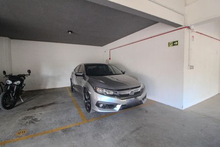 Garagem de apartamento à venda com 2 quartos, 67m² em Cavalhada, Porto Alegre