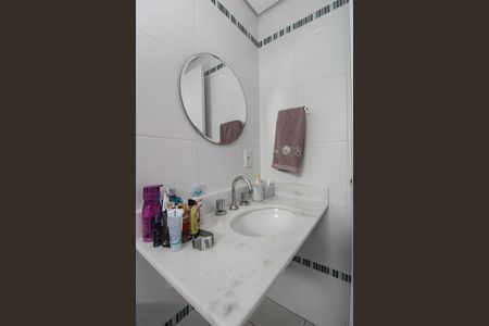 Apartamento à venda com 67m², 2 quartos e 1 vaga Apartamento à venda com 67m², 2 quartos e 1 vagaBanheiro da Suíte