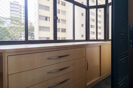 Suíte Principal - Varanda de apartamento para alugar com 3 quartos, 200m² em Campo Belo, São Paulo