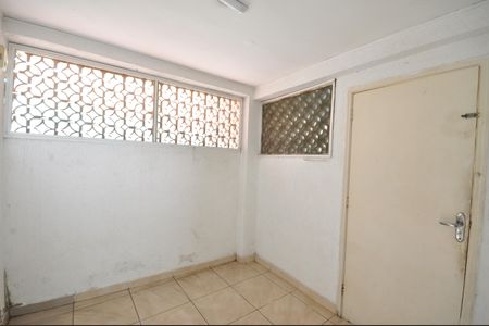 Hall de casa para alugar com 2 quartos, 70m² em Horto Florestal, São Paulo
