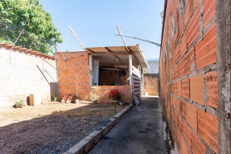 Quintal de casa à venda com 2 quartos, 385m² em Jardim Planalto de Viracopos, Campinas